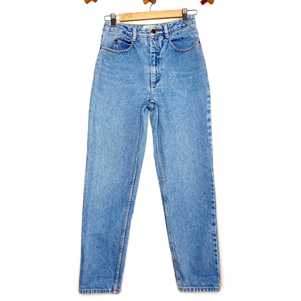 VINTAGE 90’s Talbots High Rise 100% Cotton Light Wash Straight Leg Mom Jeans